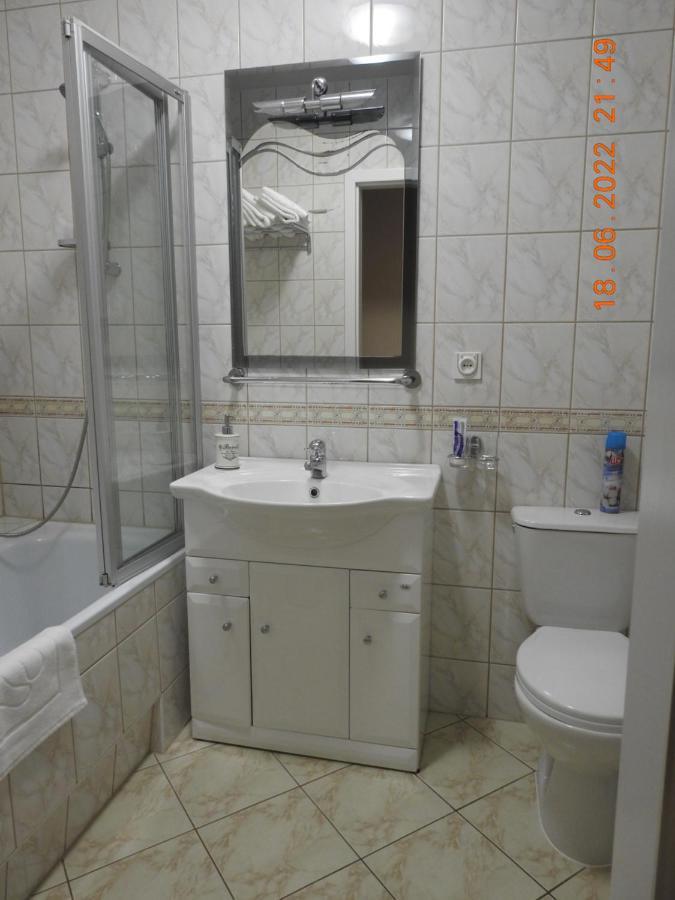 Apartament Blisko Morza Apartment Kolobrzeg Bagian luar foto